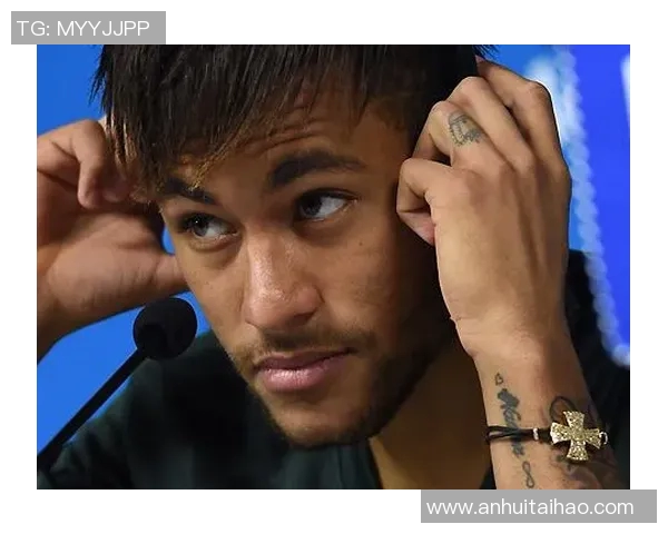 巴西足球明星内马尔身上的纹身故事与背后的深意解析