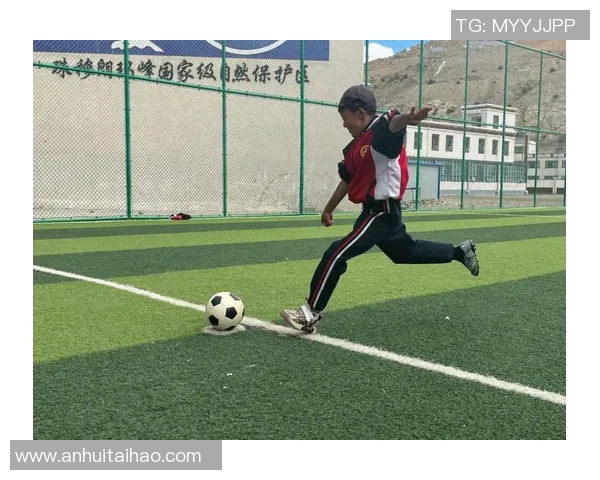 足球场上的舞者足球明星们的舞蹈才华与球技完美结合